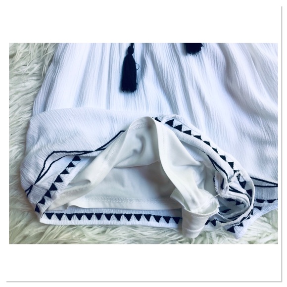PS Erin Wasson Shorts Romper White Black Boho Size Medium - Picture 5 of 7